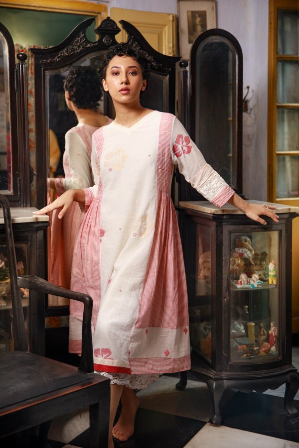 Jabakusum - Peasant dress