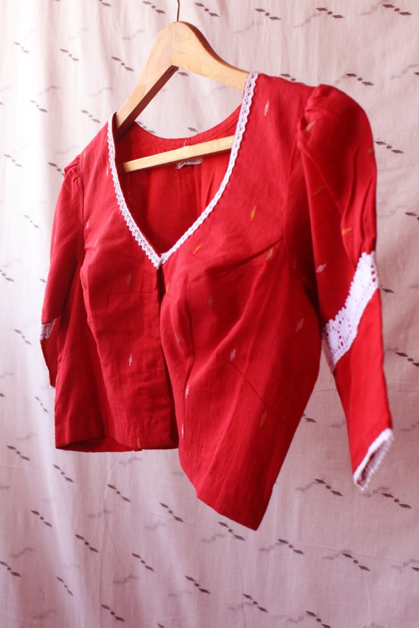 BLOUSE-RED MACHI BUTI