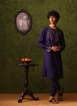 ZULFIKAR ZARI STRIPED PYJAMA